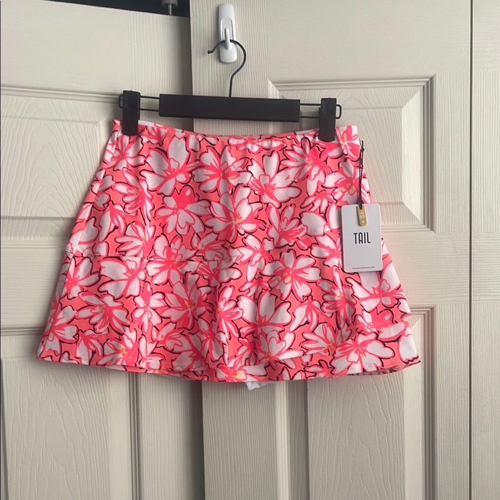 NWT Tail women's petite petals solange 13.5" flounce skort skirt tennis.  Cont S
